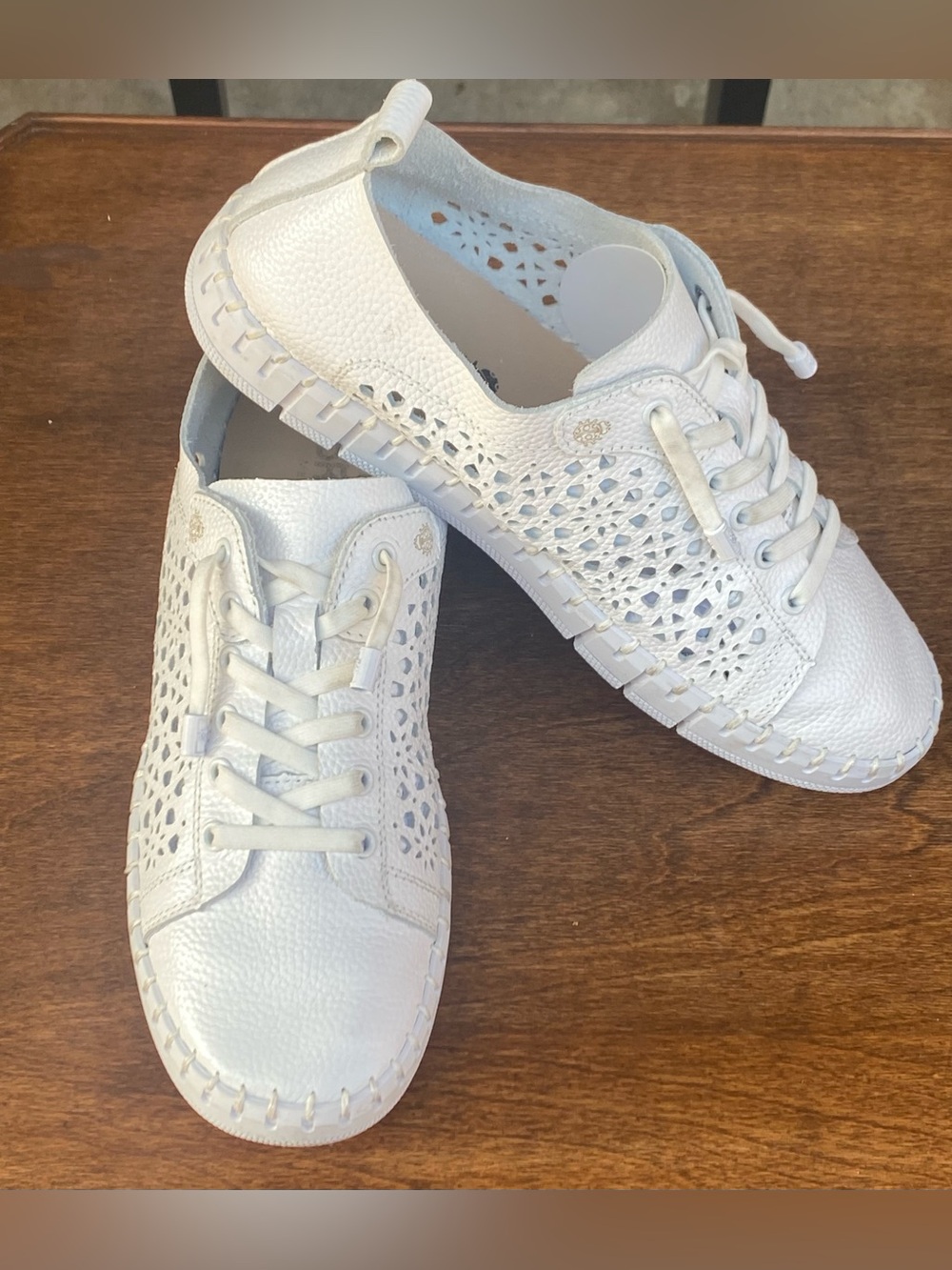 Walk on Air! Yokono Spain Leather Slip-On Comfort Shoes | US 9